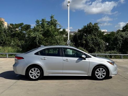Used 2024 Toyota Corolla LE FWD image 7