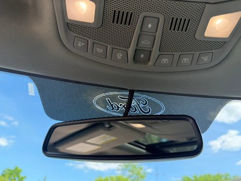 Used 2018 Ford F150 XLT w/ Equipment Group 302A Luxury AWD/4WD image 29