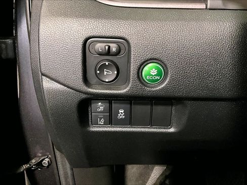 Used 2021 Honda Passport Sport image 27