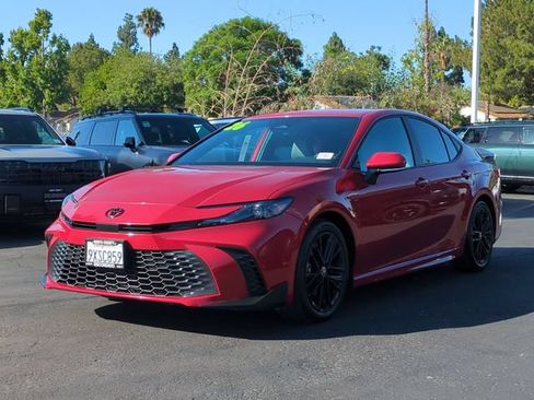 Used 2026 Toyota Camry SE w/ Convenience Package FWD image 6
