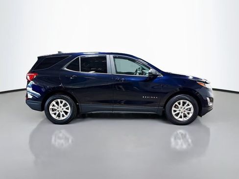 Used 2020 Chevrolet Equinox LS w/ LS Convenience Package FWD image 5