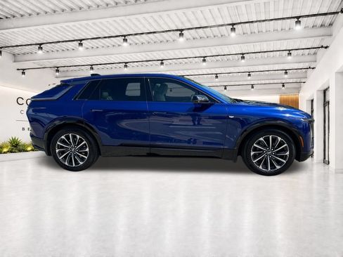 Used 2024 Cadillac Lyriq Sport AWD/4WD image 11