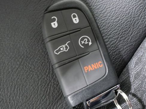 New 2026 Jeep Compass Latitude image 28