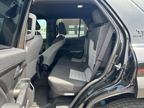 Used 2025 Toyota 4Runner TRD Off-Road AWD/4WD image 24