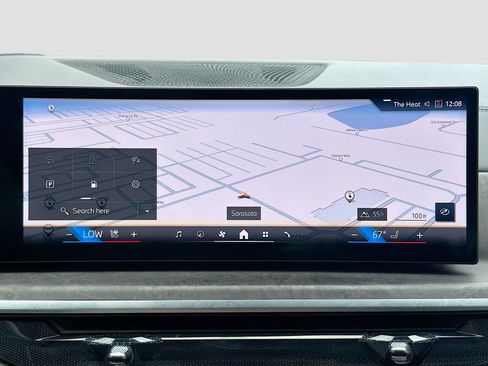 Certified 2025 BMW X5 xDrive50e image 31