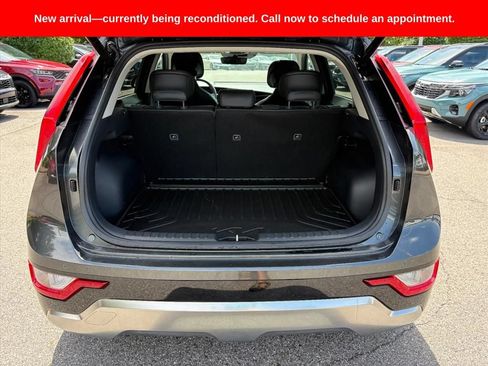Used 2025 Kia Niro FWD image 29