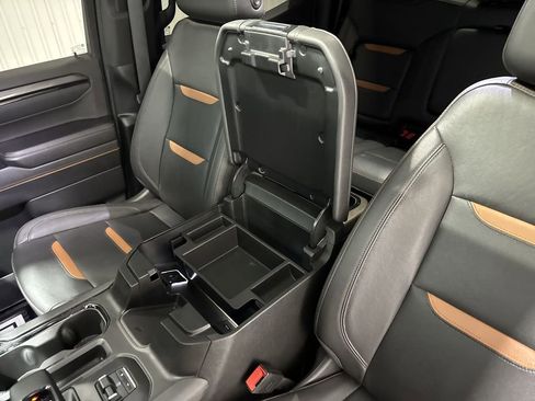 Used 2023 GMC Sierra 1500 AT4 w/ AT4 Premium Package image 36