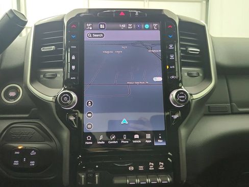 New 2026 RAM 2500 Big Horn AWD/4WD image 25