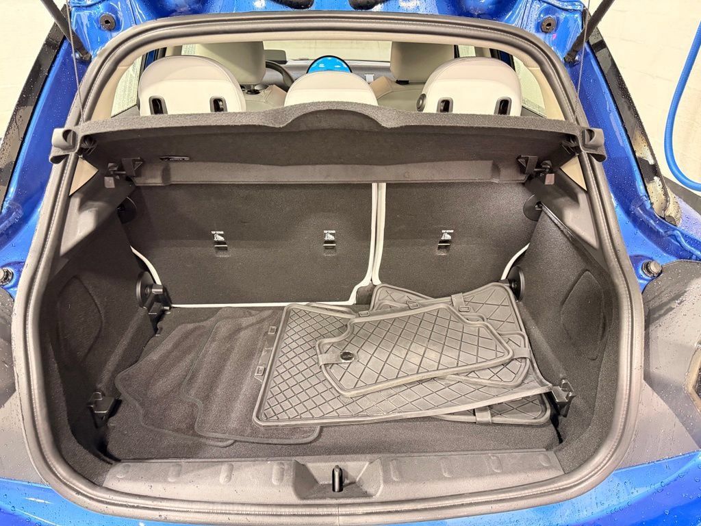 Certified 2025 MINI Cooper S FWD image 23