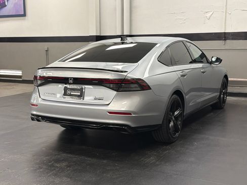 Used 2025 Honda Accord Sport image 11