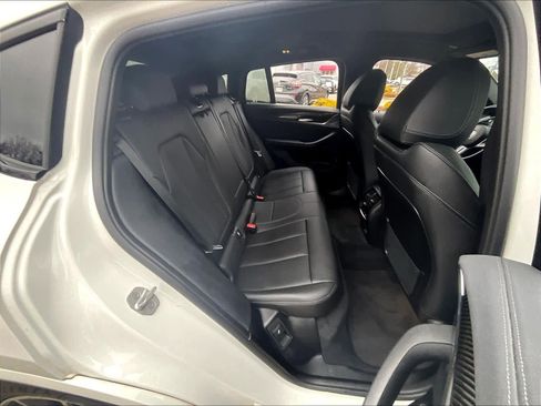 Used 2022 BMW X4 M40i w/ Parking Assistance Package image 16