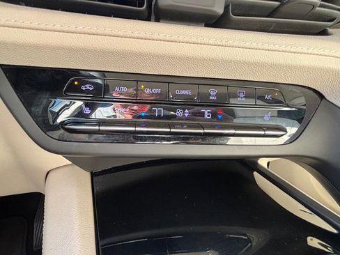 Used 2022 Buick Envision Essence w/ Safety Package image 23