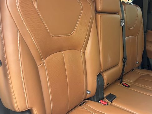 Used 2023 INFINITI QX60 Sensory AWD/4WD image 37