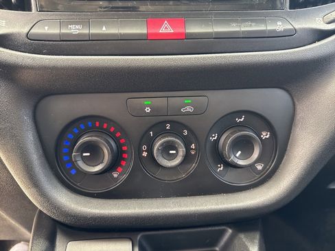 Used 2021 RAM ProMaster City Tradesman w/ Window Group 09 image 23