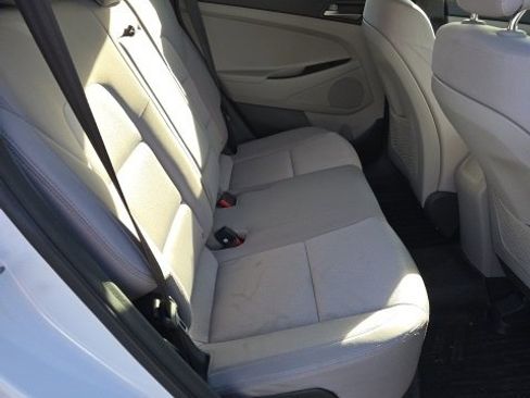 Used 2018 Hyundai Tucson SEL image 25