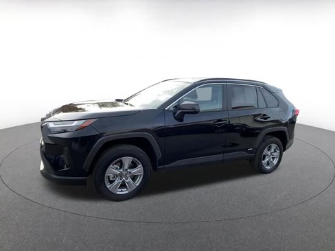 Used 2025 Toyota RAV4 LE image 8