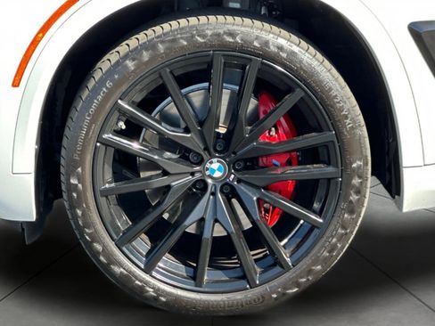 Used 2025 BMW X5 sDrive40i w/ M Sport Package RWD image 26