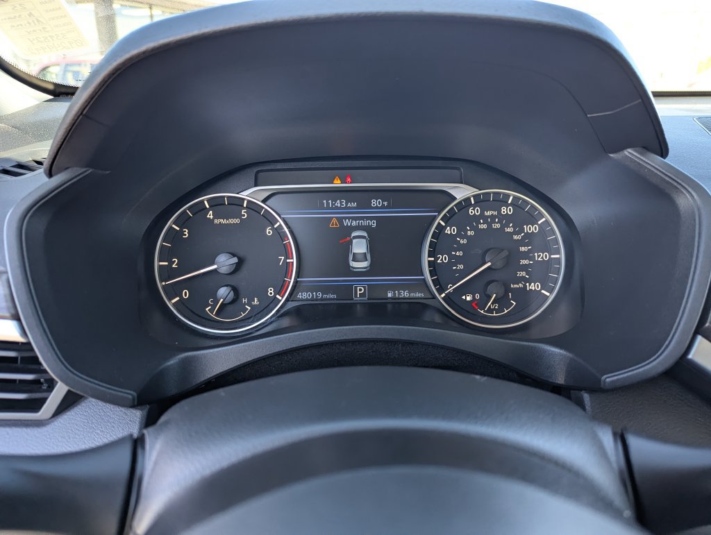 Used 2025 Nissan Altima 2.5 SV FWD image 21