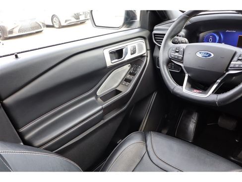 Used 2020 Ford Explorer ST w/ ST Street Pack AWD/4WD image 20