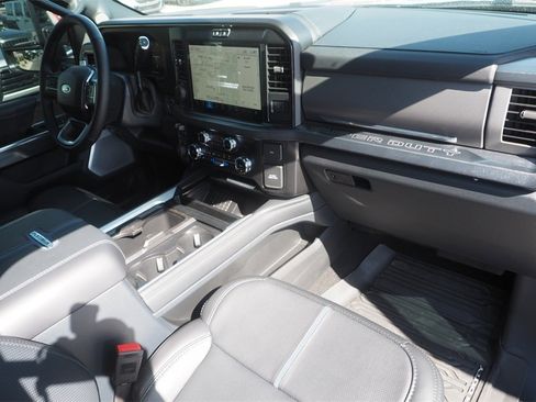 Used 2025 Ford F350 Platinum image 23