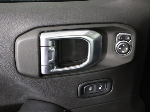 Used 2022 Jeep Gladiator Overland AWD/4WD image 20