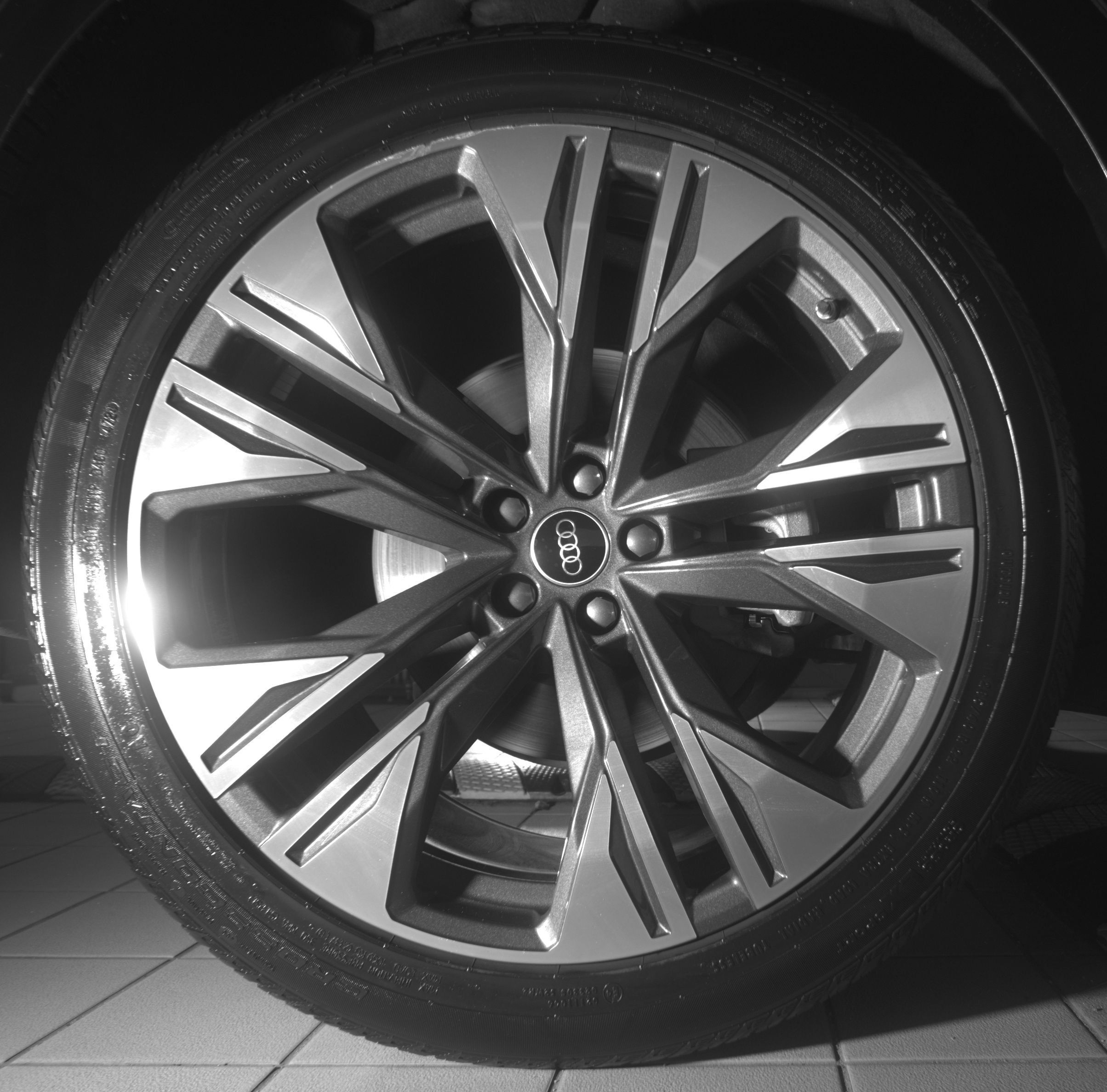 Certified 2025 Audi Q8 Prestige AWD/4WD image 32