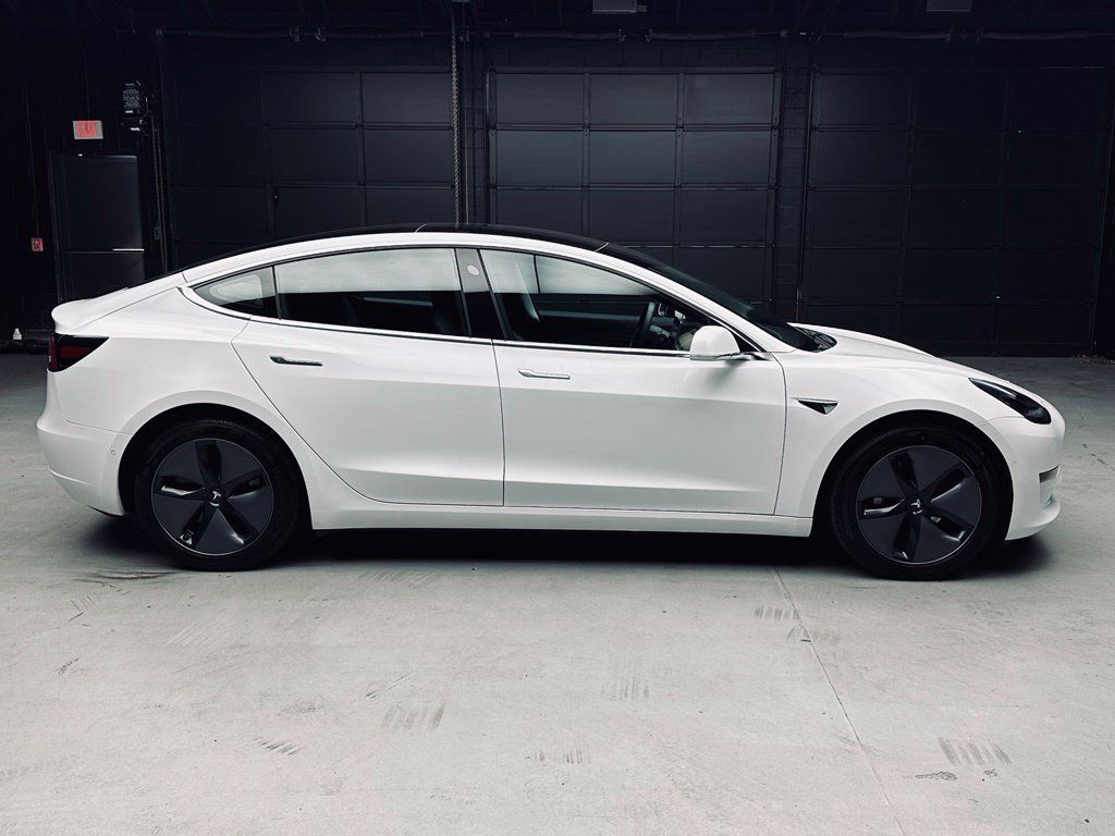 Used 2018 Tesla Model 3 Long Range RWD image 8