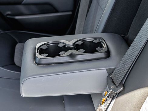 Used 2022 Chevrolet Colorado Z71 RWD image 19