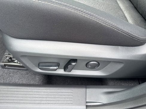 New 2026 Nissan Rogue SV FWD image 22