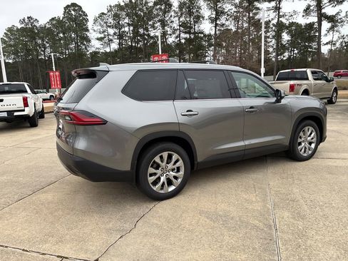 New 2026 Toyota Grand Highlander Limited image 7