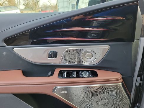 New 2026 Lincoln Nautilus Reserve image 18