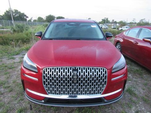 Certified 2024 Lincoln Corsair FWD w/ Equipment Group 101A image 2