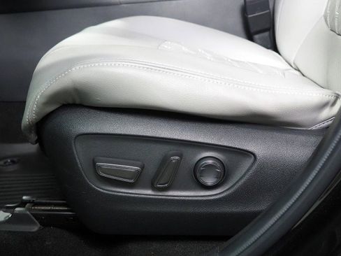 Used 2023 Toyota RAV4 XLE image 53