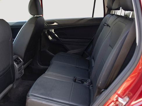 Used 2019 Volkswagen Tiguan SEL image 14