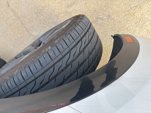 Used 2023 Buick Envision Essence w/ Technology Package I image 18