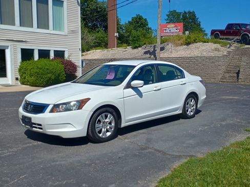 Used 2009 Honda Accord LX-P image 1