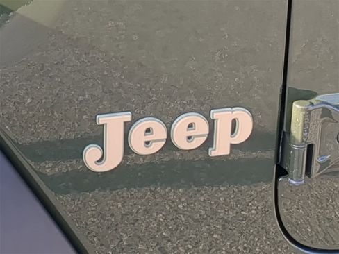 Certified 2021 Jeep Wrangler Unlimited Sport image 19