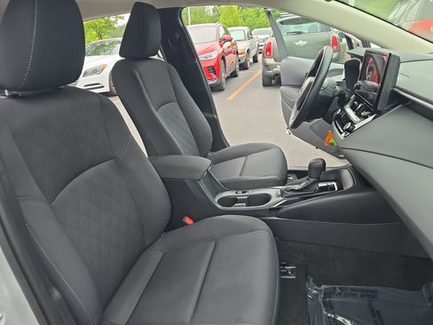 Used 2024 Toyota Corolla LE FWD image 10