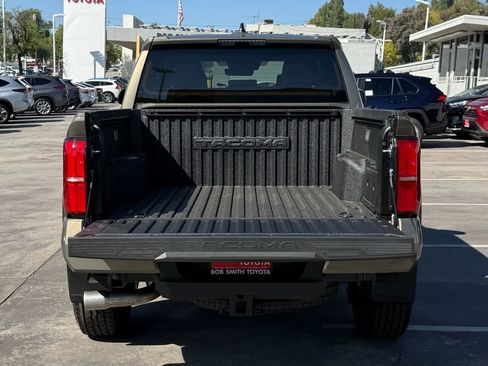 New 2025 Toyota Tacoma TRD Off-Road image 9