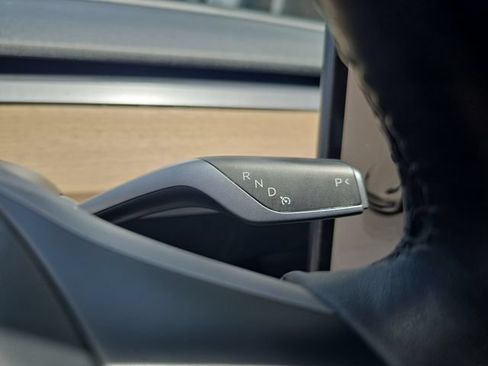 Used 2023 Tesla Model 3 Standard Range RWD image 23
