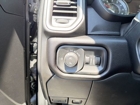 Used 2022 RAM 2500 Laramie AWD/4WD image 17