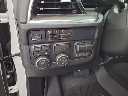 New 2026 Chevrolet Tahoe Z71 w/ Comfort Package AWD/4WD image 14