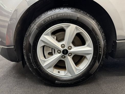Used 2024 Ford Edge SE AWD/4WD image 12