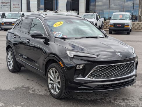 Certified 2024 Buick Encore GX Avenir w/ Avenir Technology Package image 8