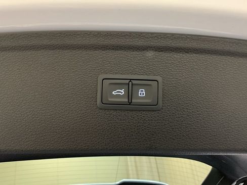 Used 2020 Audi SQ5 Premium Plus AWD/4WD image 22