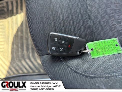 Used 2024 GMC Sierra 1500 Elevation image 29