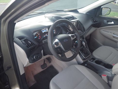 Used 2013 Ford Escape SE image 7