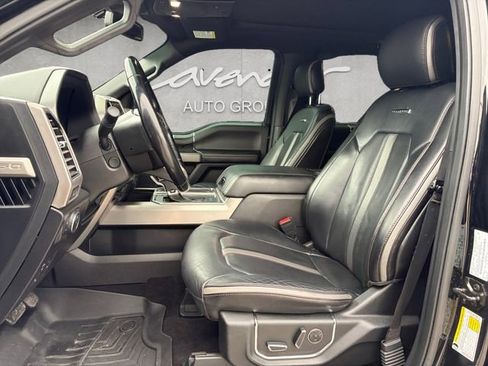 Used 2018 Ford F150 Platinum w/ Equipment Group 701A Luxury AWD/4WD image 19