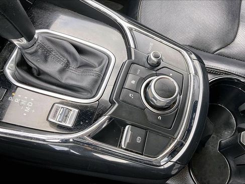 Used 2018 MAZDA CX-9 Touring image 24