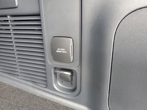 New 2026 Ford Expedition Active image 37